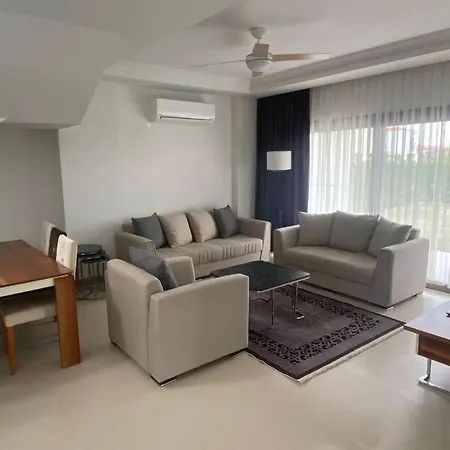 Hotel Moderne In *