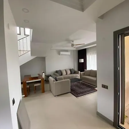 Hotel Moderne In *